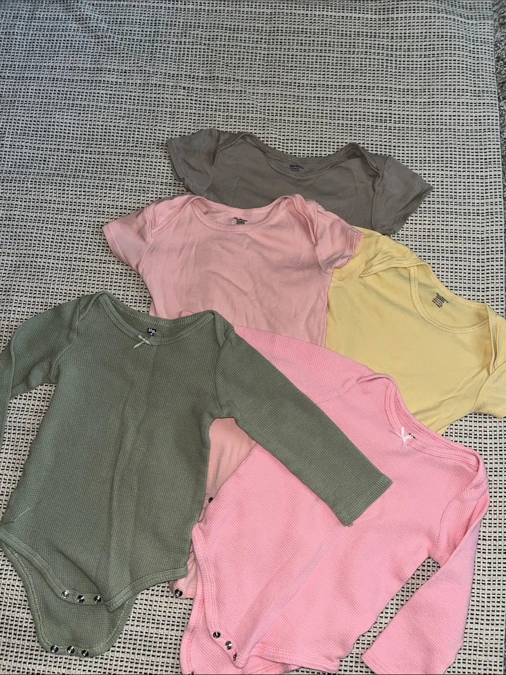 ONSIE bundle of 5